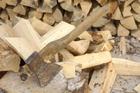 Предлагаем высококачественные дрова, природный камень.