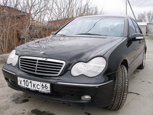 срочно продам Mercedes C180 Avangard