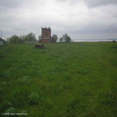 Участок возле моря