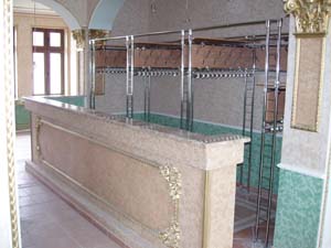 Гардеробное оборудование, специальная мебель на заказ.