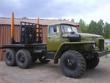 Тягач лесовоз УРАЛ с двигателем ЯМЗ 236 ,2008 г.в.