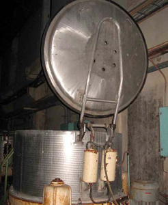 Центрифуга периодическая фильтрующая ФМК 1521  ,,Курганхиммаш,, продаю.