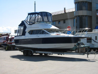 Круизный катер Bayliner 288 Discovery (2007 г.в.) с трейлером