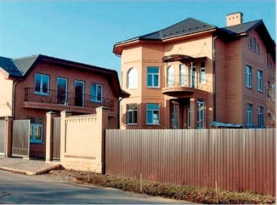 4-этажный кирпичный дом, 800кв.м, 4км от МКАД по Калужскому шоссе