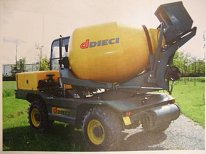 Автобетоносмеситель с самозагрузкой.  Производитель — Dieci, Италия Модель - L 3500