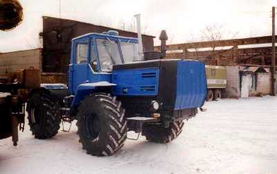Трактор ХТЗ-150К-09.
