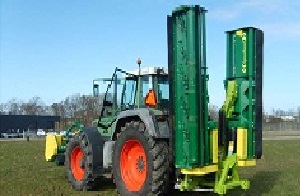Оборудование для окоса травы  /  Цеповые косилки  /  SPEARHEAD Trident 7600 HD / Bomford