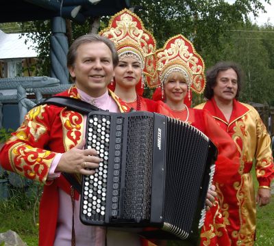 Масленица с фольклорным ансамблем "У барина"