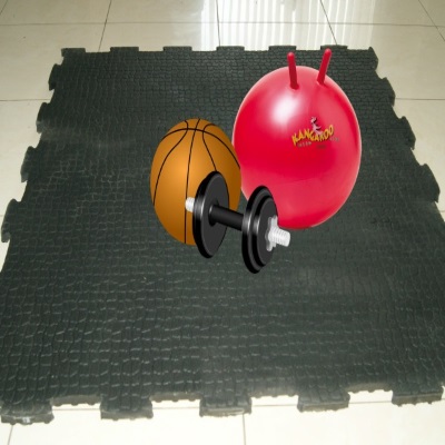 Бльшие резиновые маты для пола кроссфит-бокса или тренажерного зала