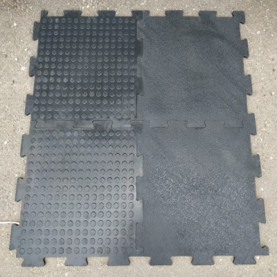 Напольное покрытие из резиновых модулей Double rubber